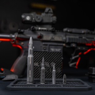 碳纤维干碳等比一体式9毫米5.56/7.62/.50一体式重型子弹吊坠模型