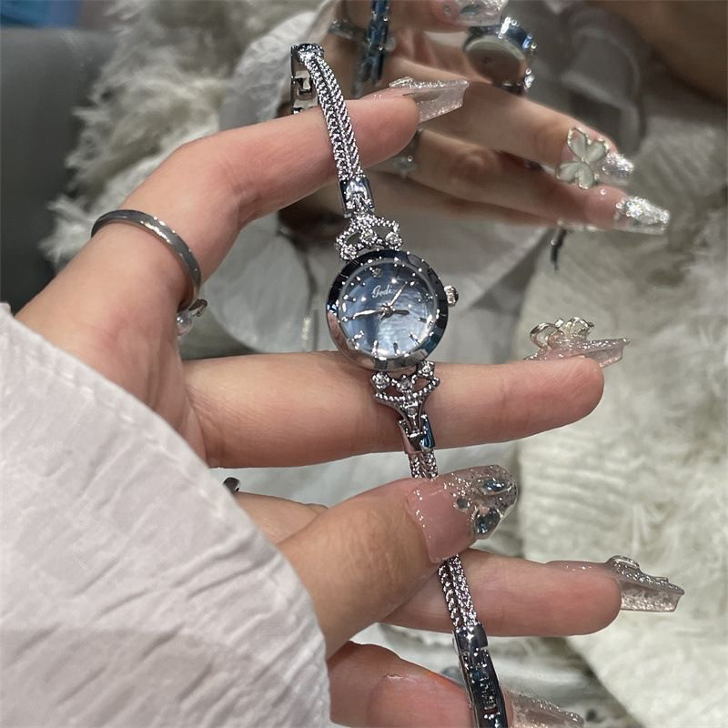 歌迪小众高级感手链表轻奢高颜值贝母腕表女士小巧精致防水石英表
