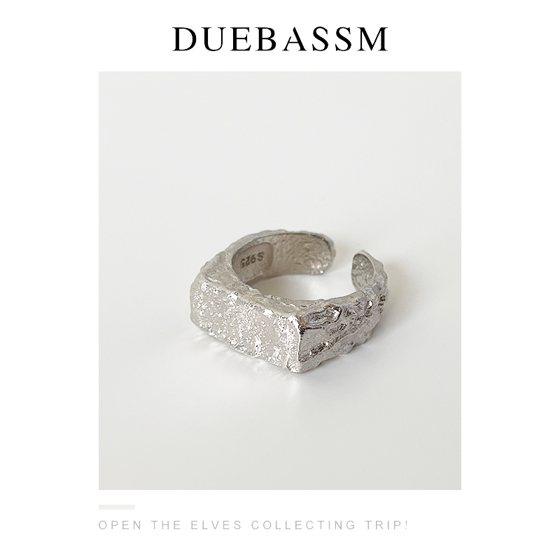 白月光小众设计感肌理纹男女戒指