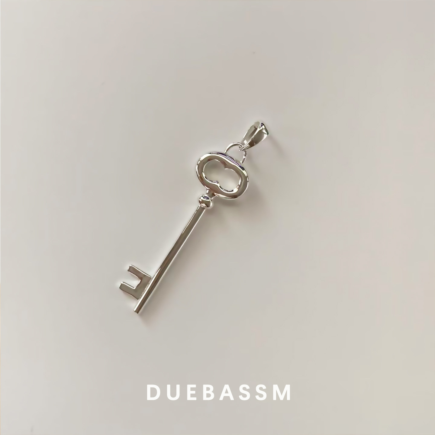 DUEBASSM纯银钥匙吊坠项链女