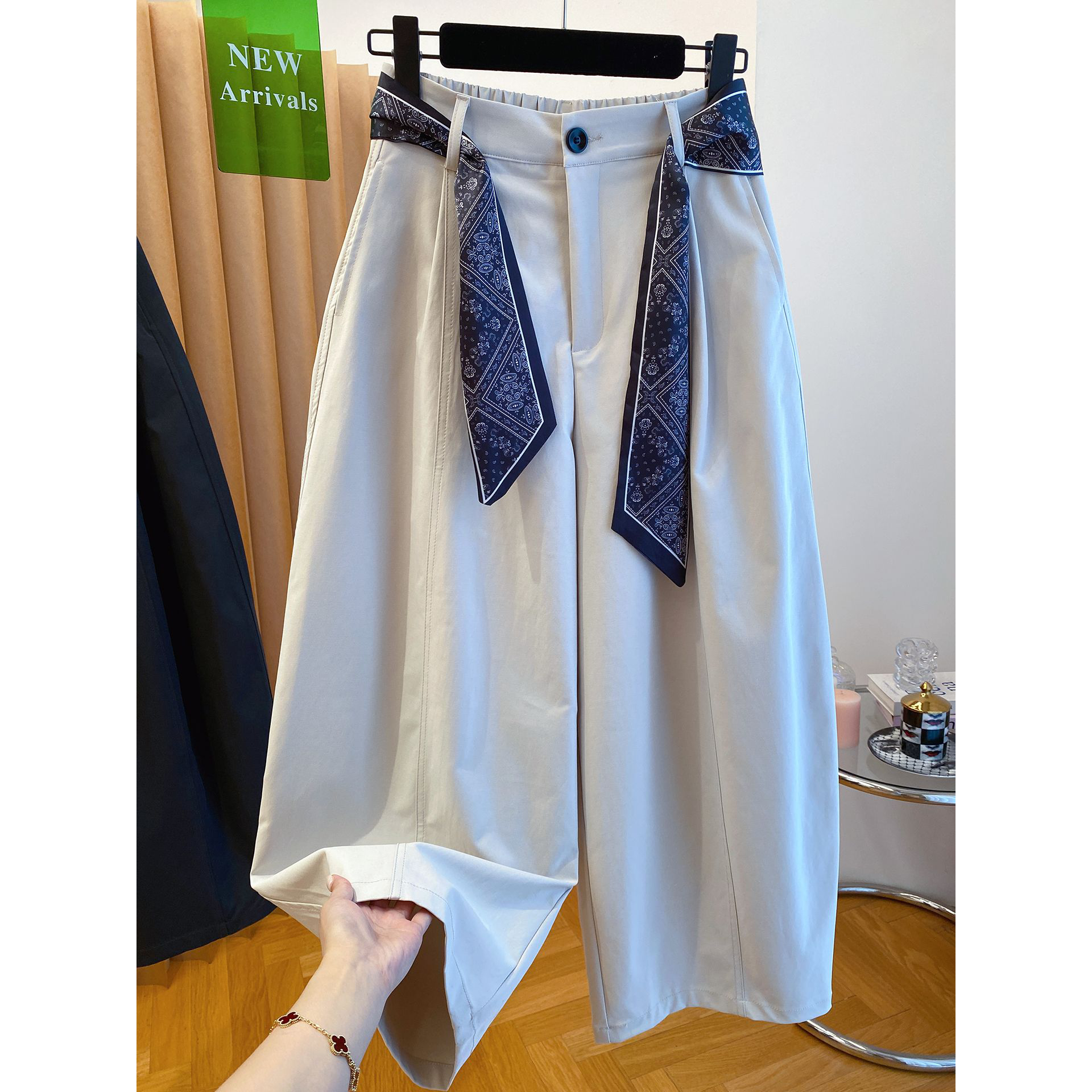 大码300斤胖妹妹秋冬季新款宽松休闲裤哈伦裤潮牌搭配丝巾长裤子