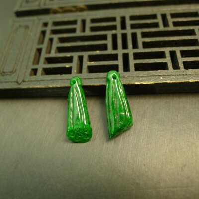 天然A货翡翠莲蓬耳坠吊坠裸石