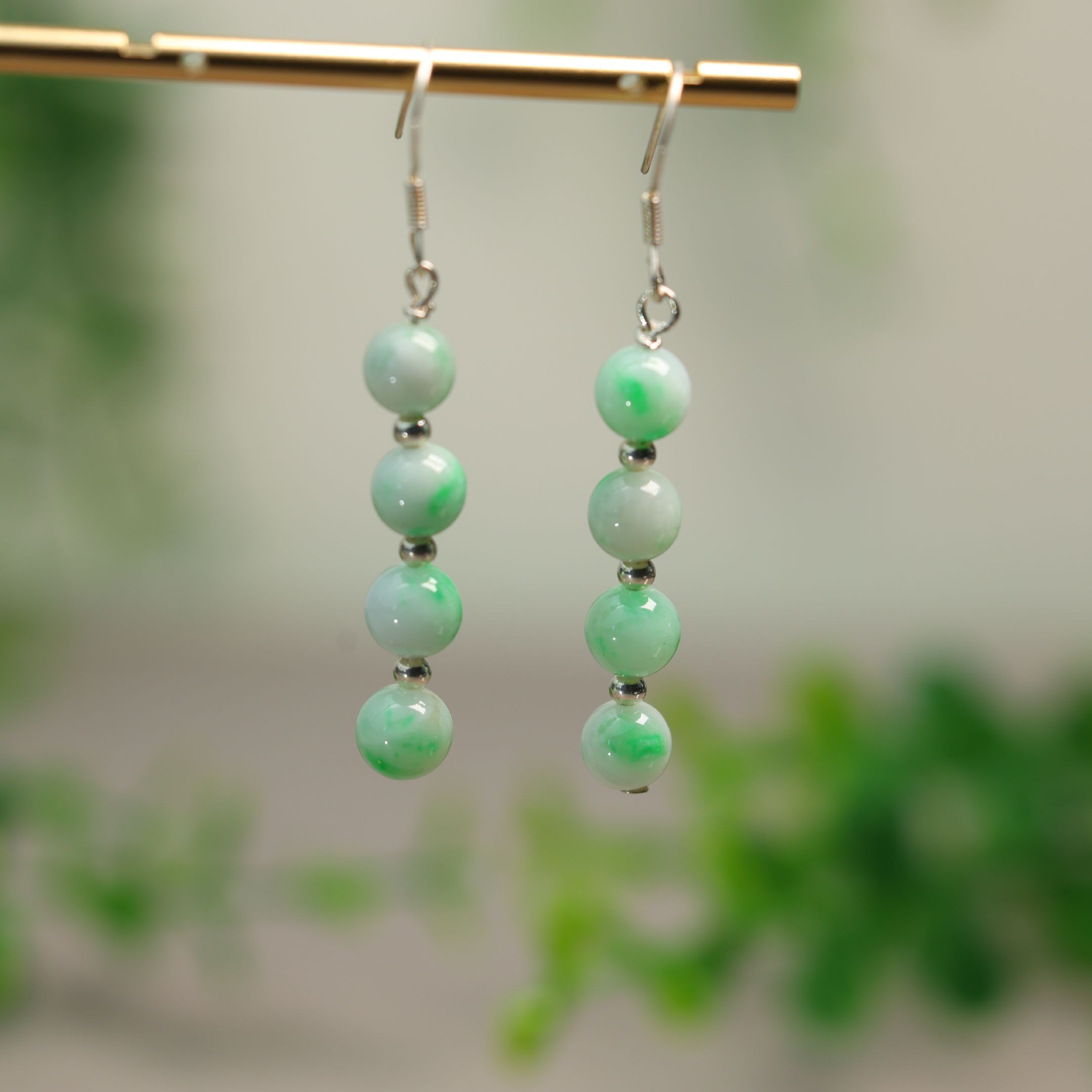 #J494 白底青飘阳绿天然A货翡翠小圆珠子耳环耳坠S925银耳钩镶嵌