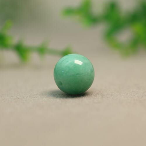 满绿缅甸天然A货翡翠珠子