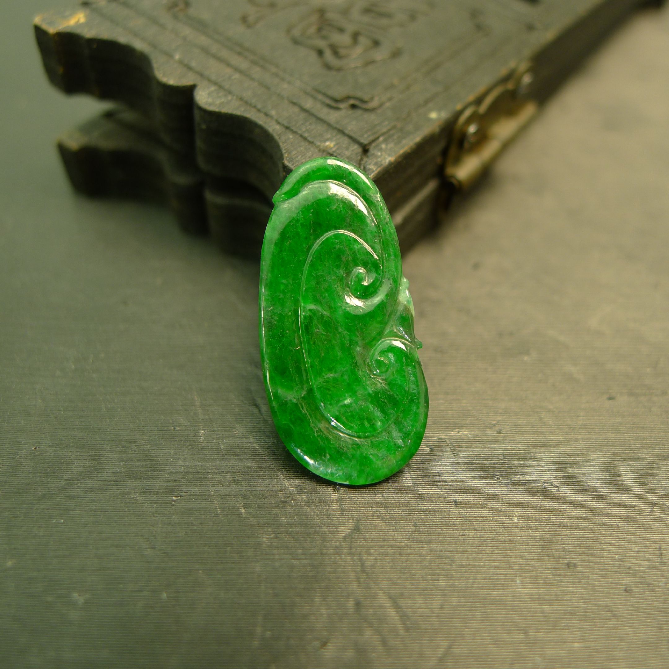 天然A货翡翠如意吊坠花片