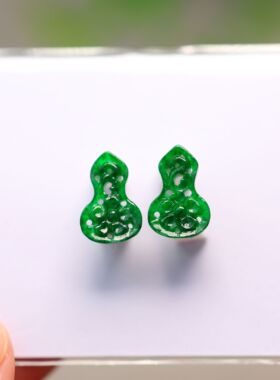 #J362一对老坑冰种辣绿缅甸天然A货翡翠镂空雕花葫芦花片