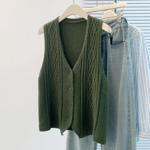 绿色麻花复古v领针织开衫毛衣马甲女秋冬设计感叠穿外搭背心上衣