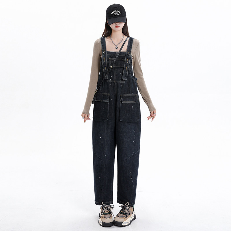 大口袋宽松牛仔背带裤女2024春季新款时尚减龄百搭显瘦直筒连体裤