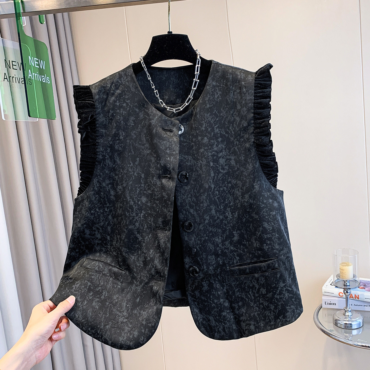 小个子圆领扎染西装马甲女秋季2025宽松显瘦丝绒飞飞袖休闲短外套