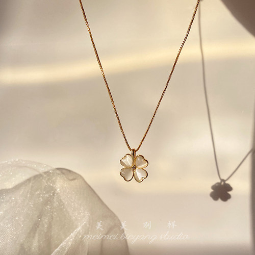 一汪清泉法式复古温柔优雅猫眼石