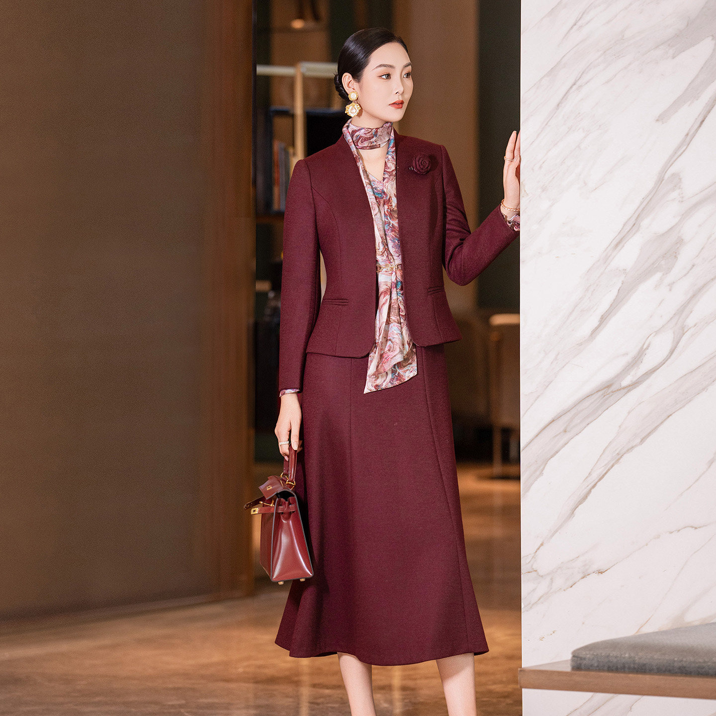 2025冬季新款酒红色时尚喜婆婆婚宴套装裙女洋气气质毛呢两件套裙,女装/女士精品,职业女裙套装,淘宝优惠券,粉丝福利购,淘宝优惠卷
