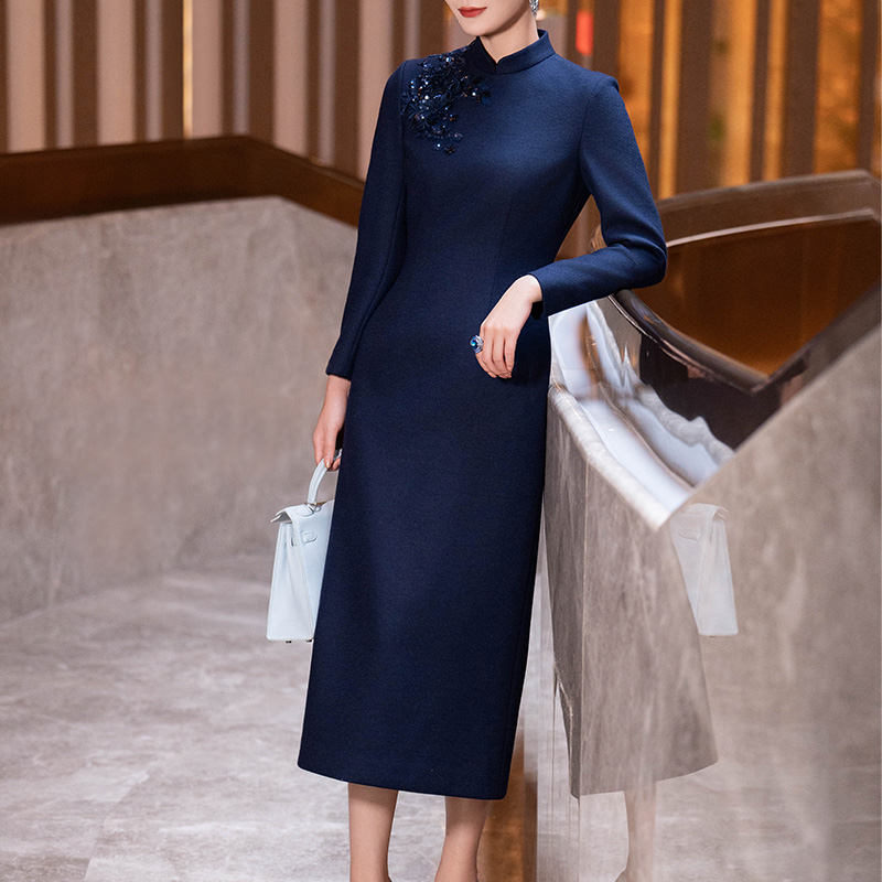 2025冬季新中式国风毛呢连衣裙女