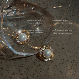 微镶锆石几何三角形珍珠耳钉女日韩小众法式轻奢气质耳饰镀14k