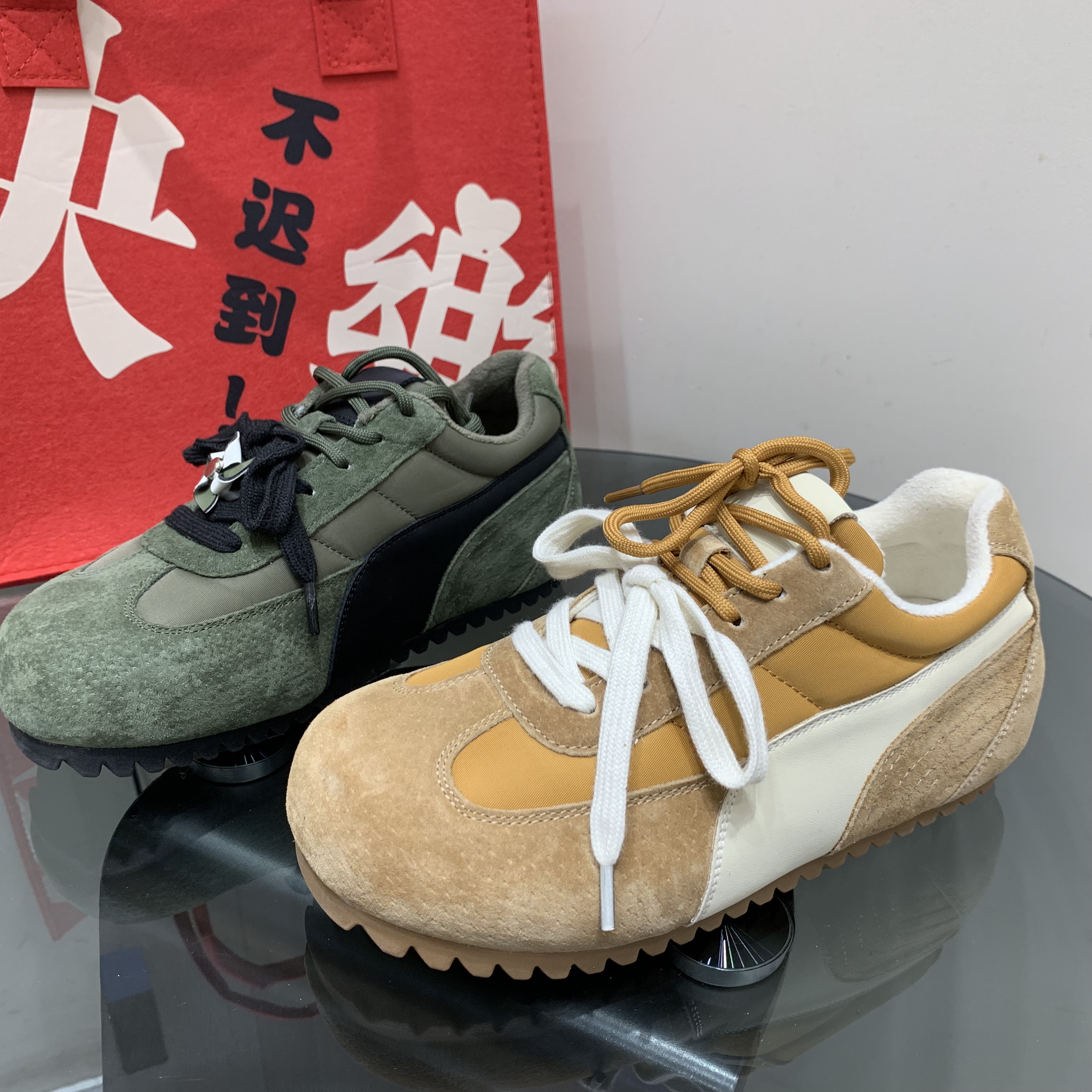 平底加绒德训鞋女2025秋冬新款真皮圆头休闲鞋双鞋带慢跑鞋阿甘鞋