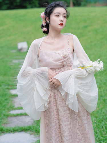 依丽可人网络服饰 YLKR6394 依丽可人网络服饰 YLKR6394