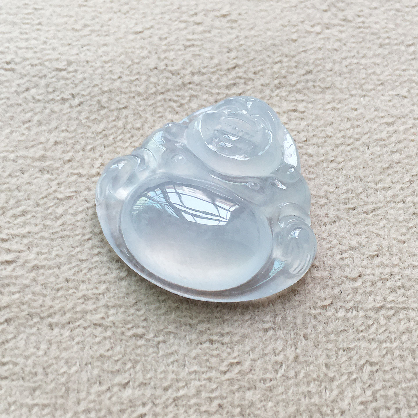 缅甸翡翠高冰种纯净玉佛吊坠