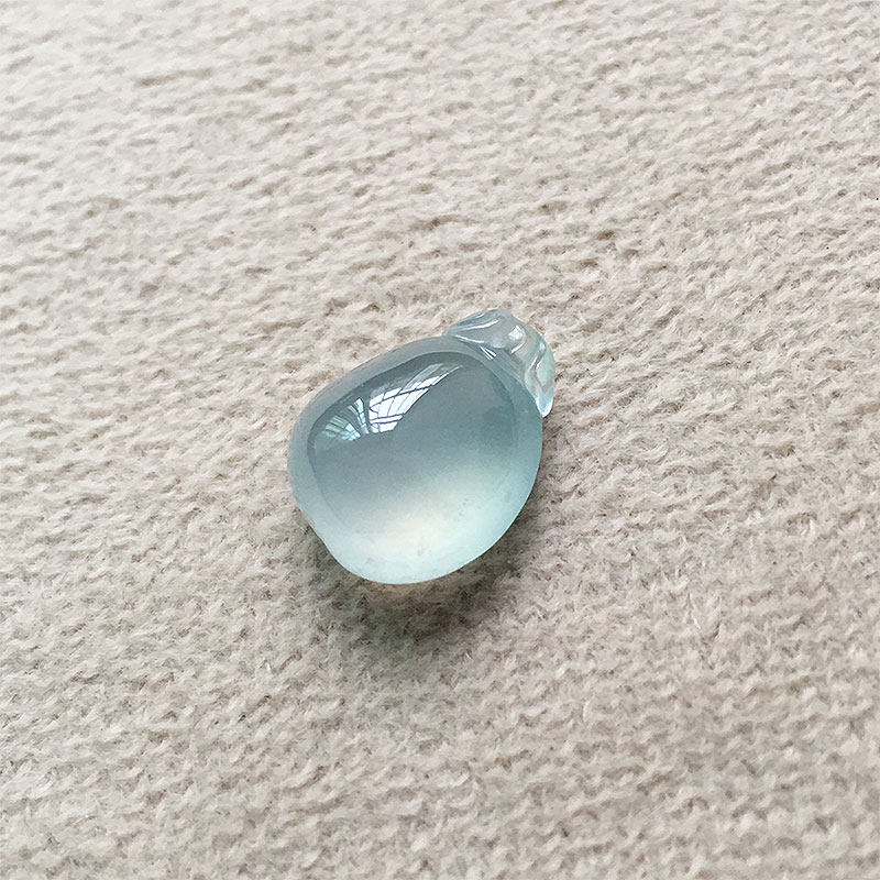 高冰种纯净起光玉福瓜吊
