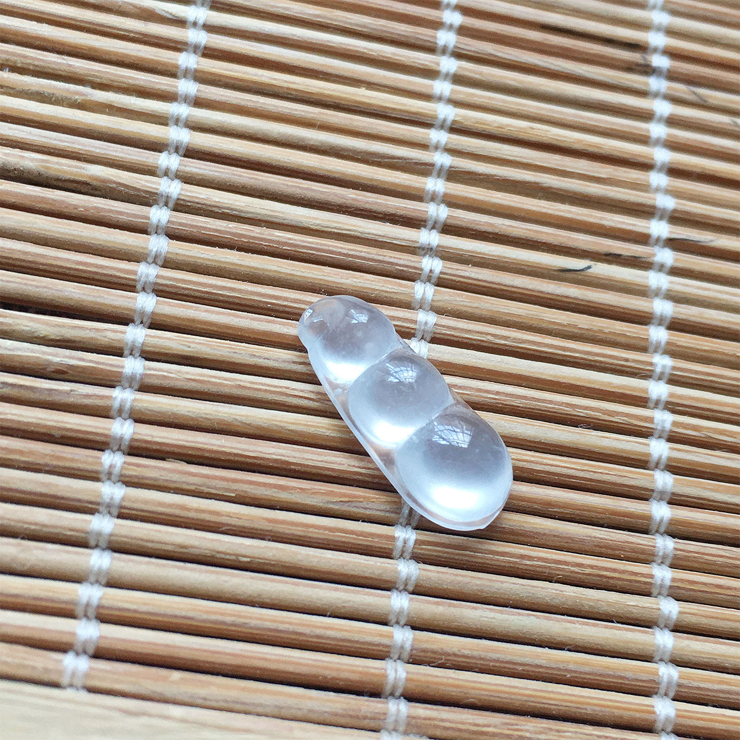 缅甸翡翠高冰种纯净起光玉豆子老种a货冰透玉挂件裸石福豆镶嵌款