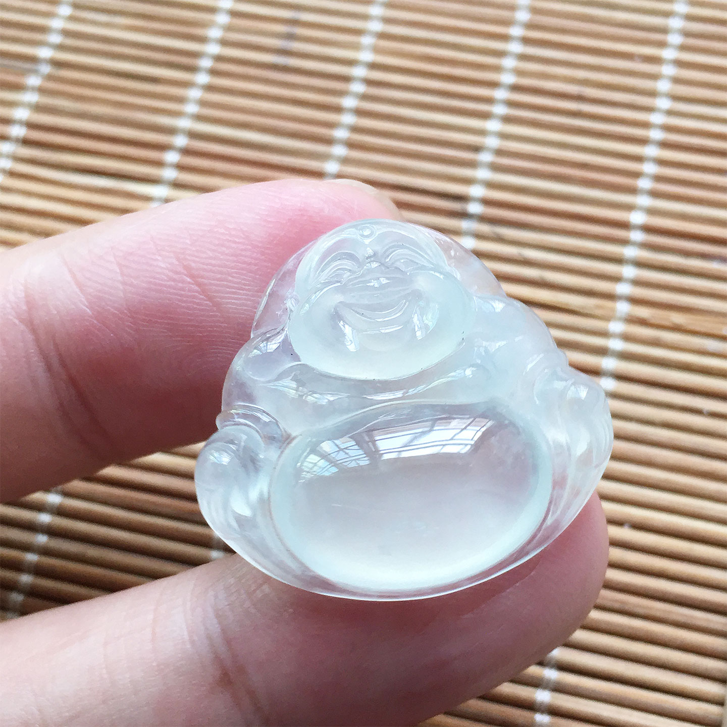 缅甸翡翠高冰种纯净玉佛吊坠