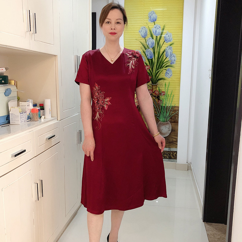 婚礼妈妈礼服春年轻高贵洋气小个子丈母娘喜婆婆儿子结婚宴装旗袍