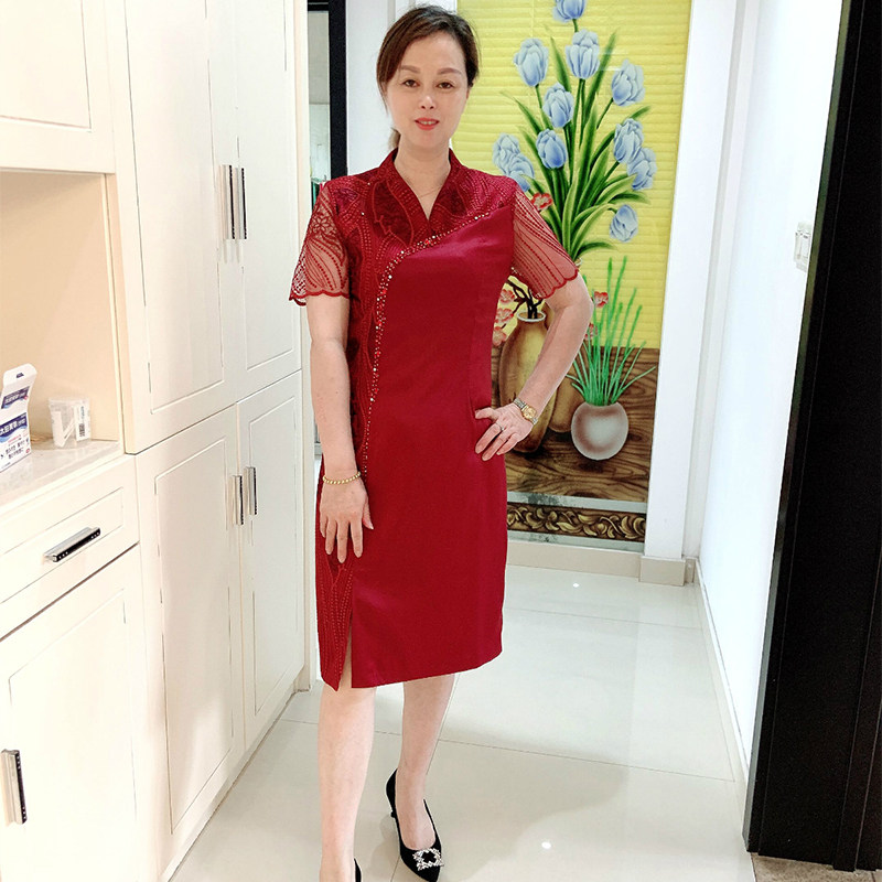 旗袍婚礼妈妈装儿子结婚宴高贵年轻夏装小个子喜婆婆新娘高端红色