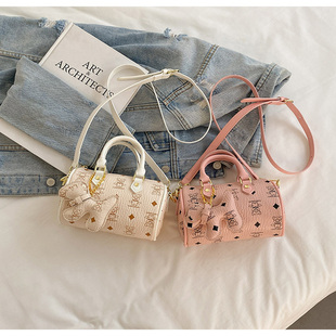 2025宝宝春夏新款儿童包迷你枕头包洋气公主手提包女童亲子斜挎包