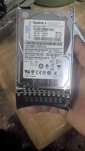 IBM 42D0707 42D0708 90Y8953 90Y8954 500G 2.5 SAS 服务器硬盘