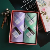 Сиреневая зеленая подарочная коробка