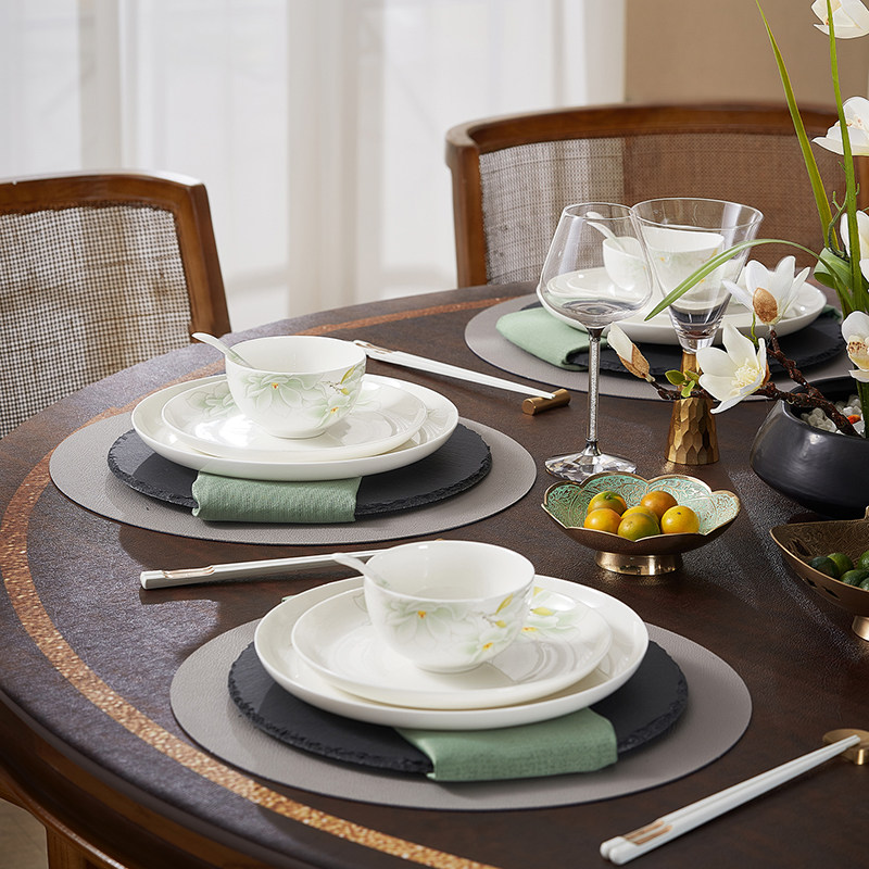 华光国瓷淄博高档骨瓷餐具碗碟套装家用组合中式抗菌釉中彩白玉兰