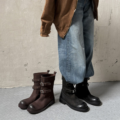 真皮复古新款圆头平底马丁靴女短靴子2025秋冬皮带扣黑色骑士靴潮