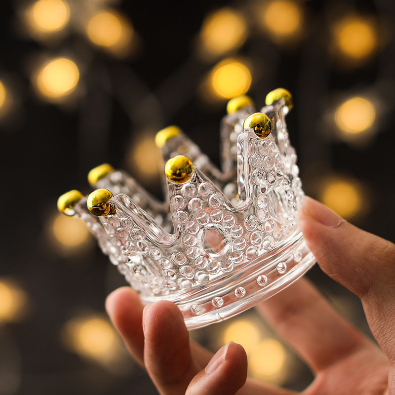 北欧创意玻璃皇冠烛台浮雕戒指美妆蛋托放化妆蛋的架子首饰收纳盒在类目 收纳整理, 家庭收纳用具, 收纳盒, 首饰盒中 - 来自Buy2taobao.com提供专业的淘宝代购服务