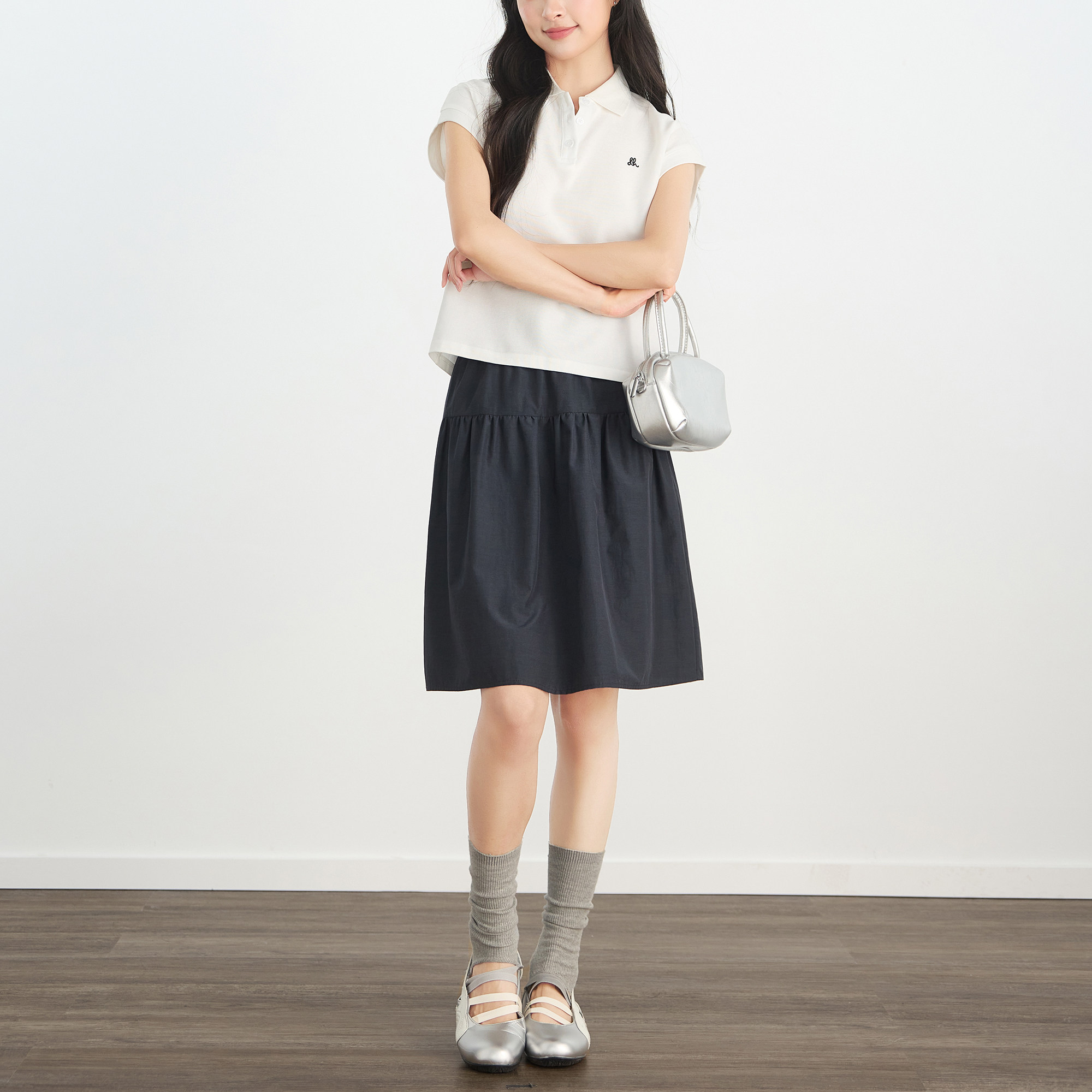 2026夏季新款温柔气质松弛感A字半身裙女百搭休闲纯色轻薄中长裙
