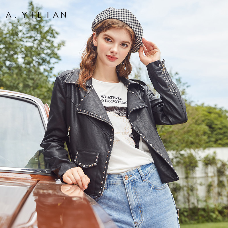阿依莲官网正品 帅气机车皮衣短款女士修身外套时尚翻领钻钉设计