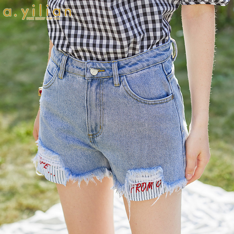 阿依莲2020夏季新款拼接条纹牛仔短裤女时尚百搭显瘦破洞