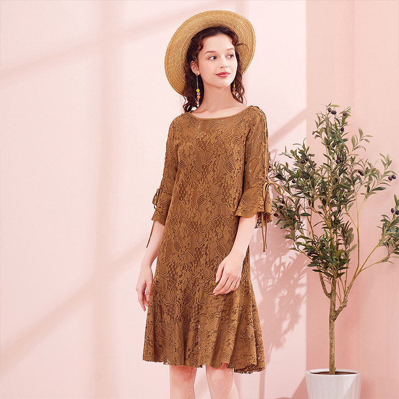 【VIP专享】阿依莲蕾丝连衣裙2020夏装新款韩版时尚简约荷叶边淑