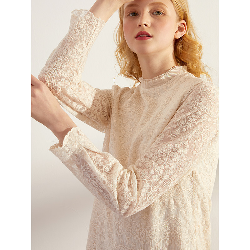 配大衣裙中长款毛衣裙仙女2020秋冬内搭长袖气质打底蕾丝连衣裙女
