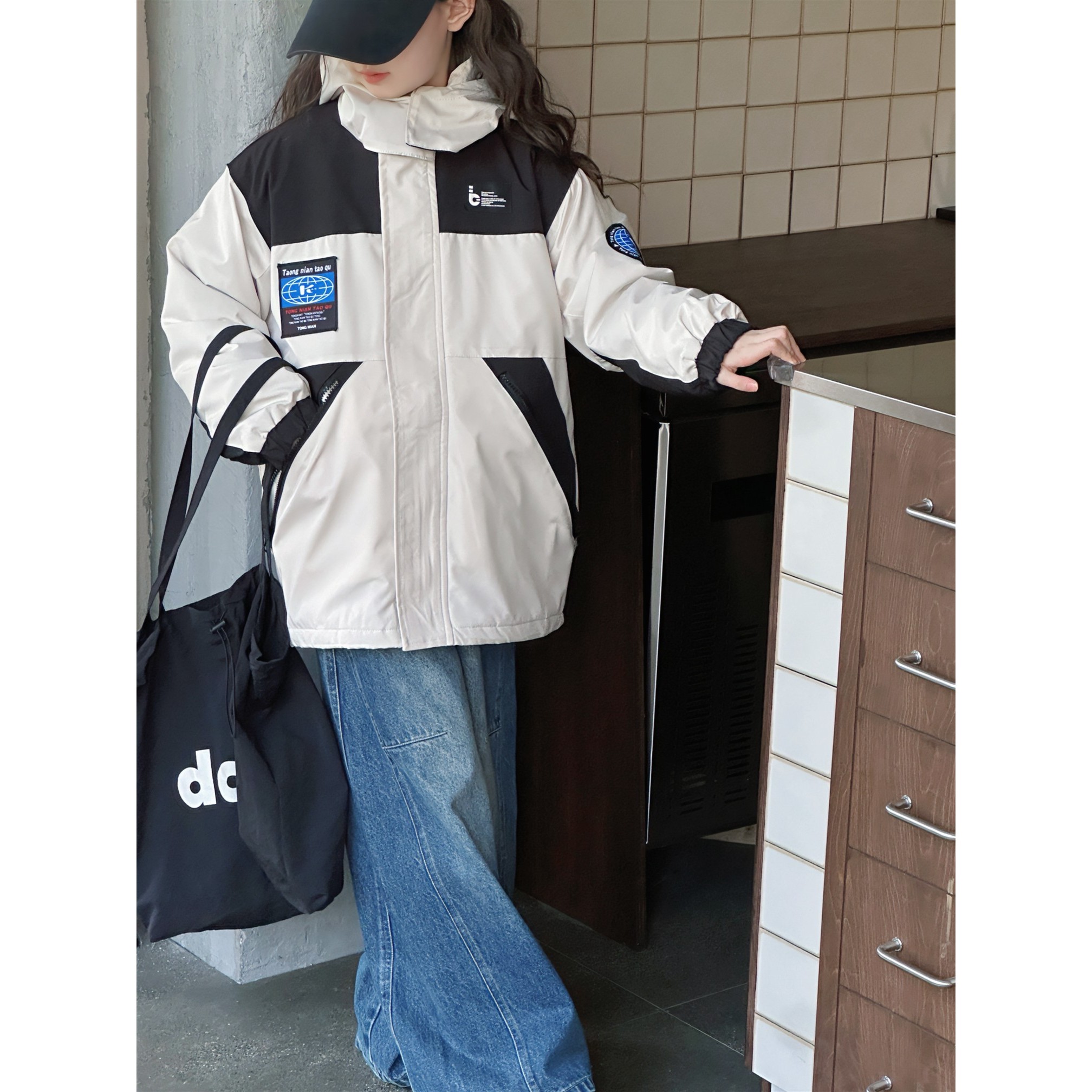 女童三合一外套秋冬款2025新款洋气女孩摇粒绒儿童韩版夹棉冲锋衣