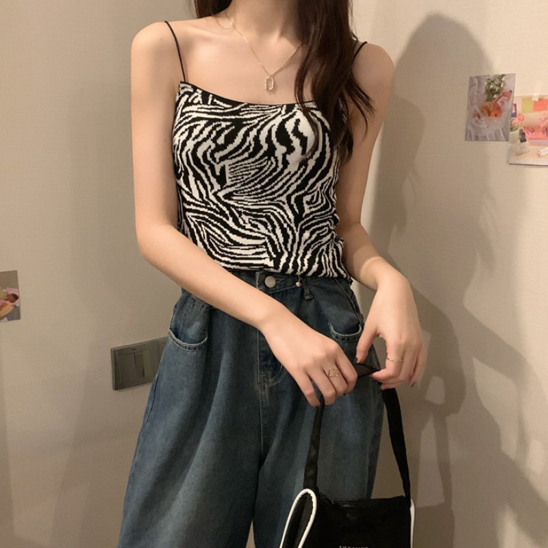 斑马纹大码西装遮肚胖mm小吊带