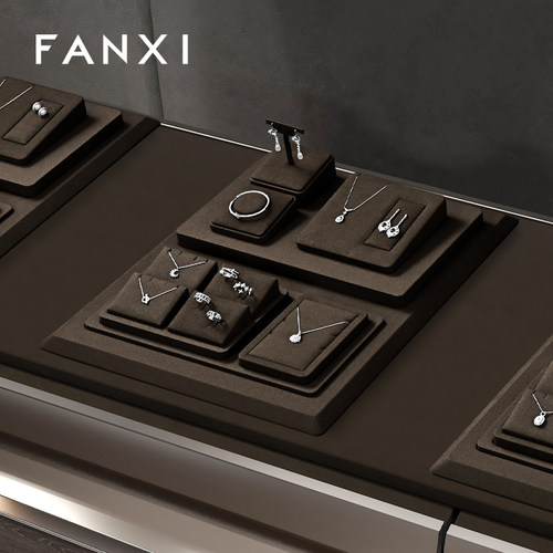 凡西FANXI珠宝首饰展示专柜陈列