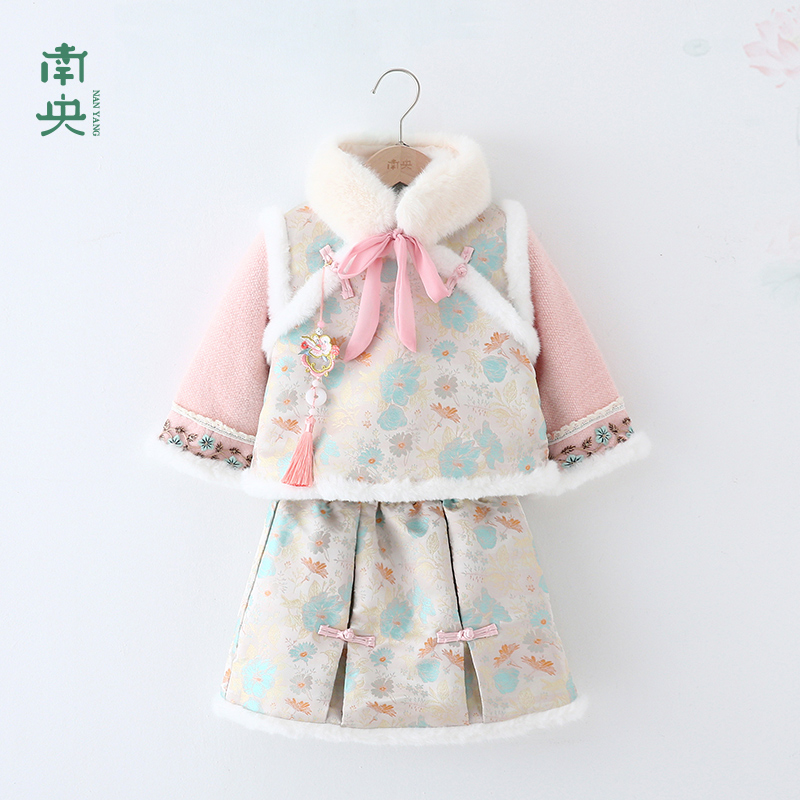 拜年服女童汉服秋冬款夹棉套装
