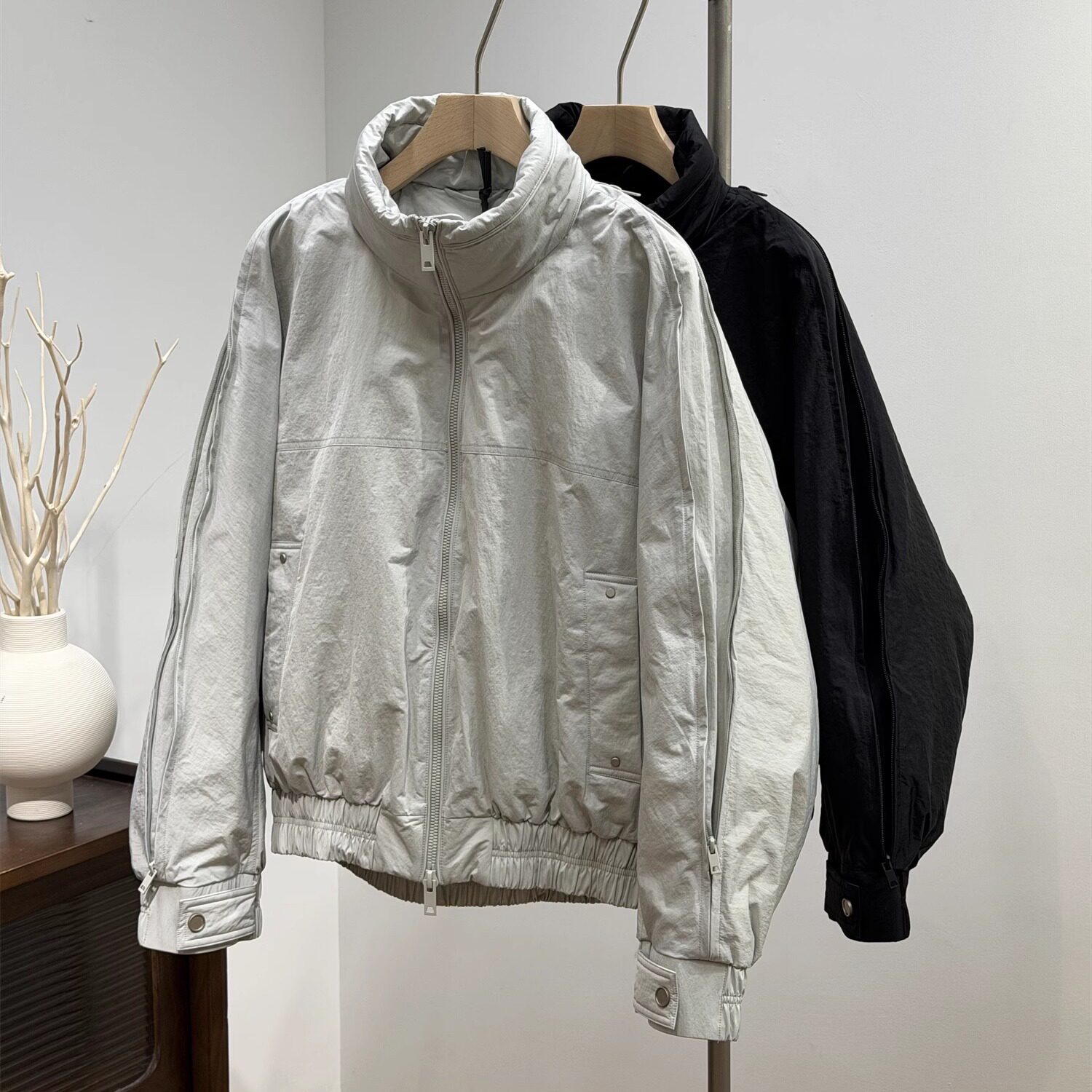 90白鸭绒可收纳连帽羽绒服冬季新款户外立领加厚宽松保暖羽绒外套