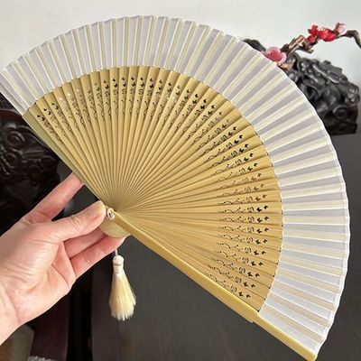 浅黄绿骨白色女扇旗袍日用扇