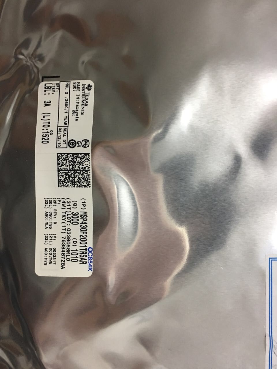 欢迎光临深圳德丰电子商行,本店致力打造最全的电子元器件采购仓库! 由于元器件种类繁多,您在本店没有搜到的型号,可以直接咨询亮灯客服,我们会一一为您解答!