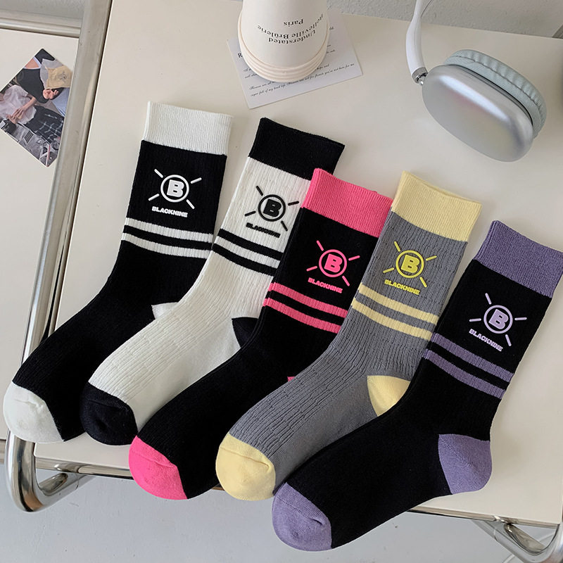 个性字母B硅胶烫印袜子女秋季拼色中筒袜韩国ins潮外穿运动袜欧货