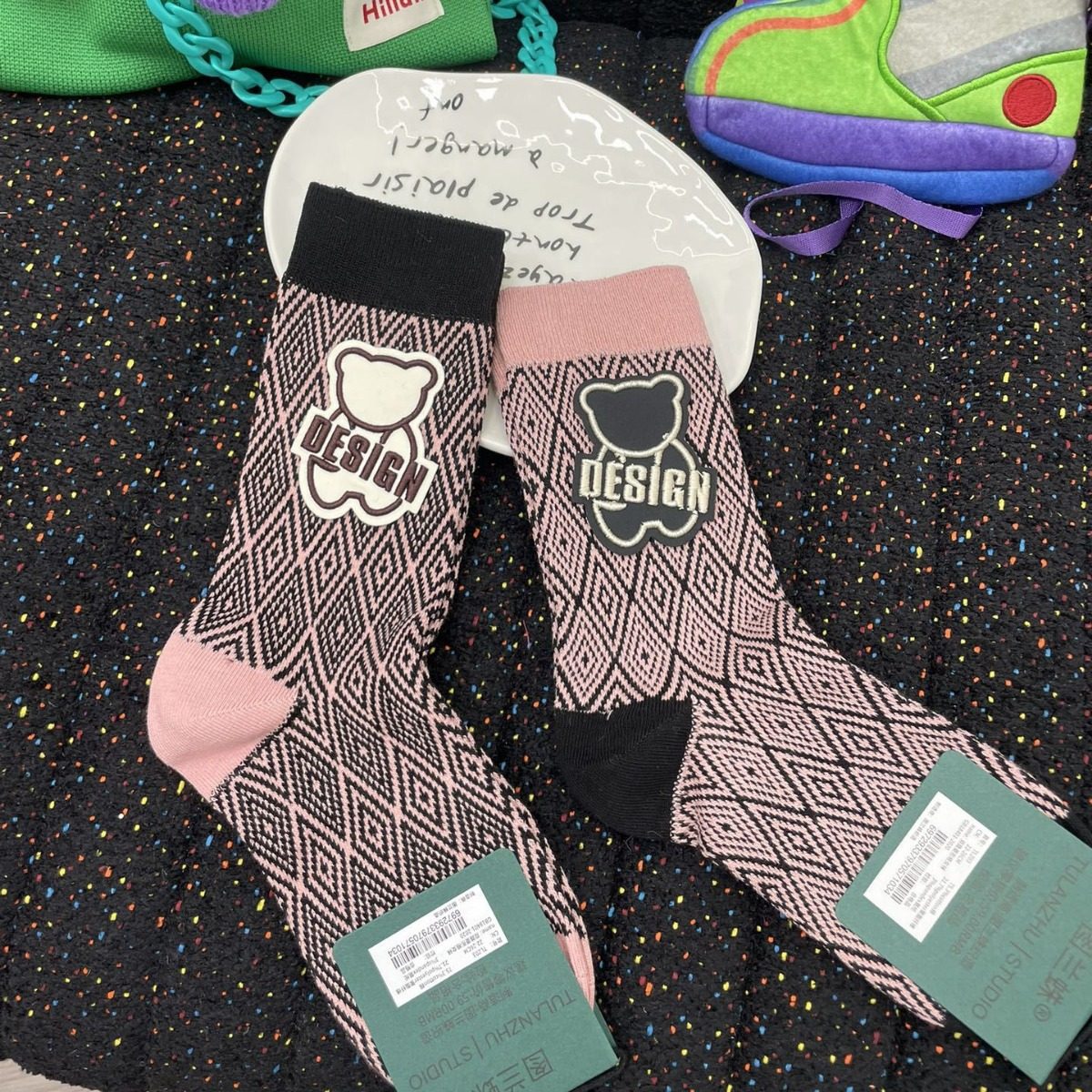 图兰蛛24春夏新款个性潮袜运动休闲棉袜立体小熊洋气小众中筒袜女