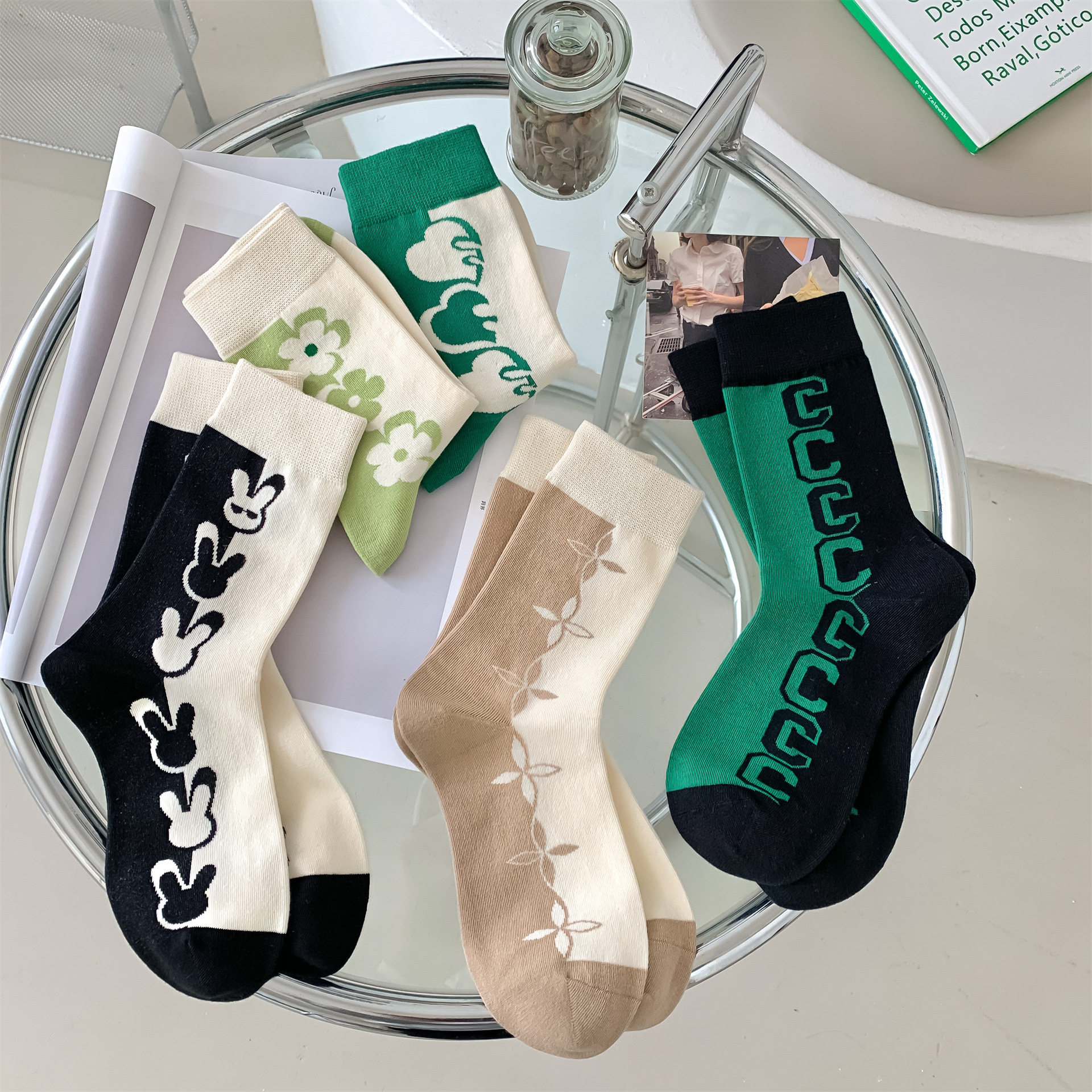 春夏袜子 女袜 阴阳小兔花朵字母爱心袜 手工无骨缝合女士中筒袜