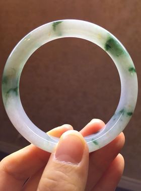 缅甸花色灵动风翡翠手镯