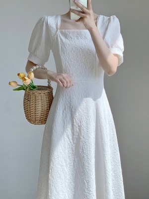 KATTERLLG茶歇法式初恋长裙女夏季新款气质高级感方领白色提花连