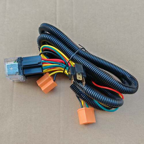 H4汽车大灯增光器12V24V增光线束