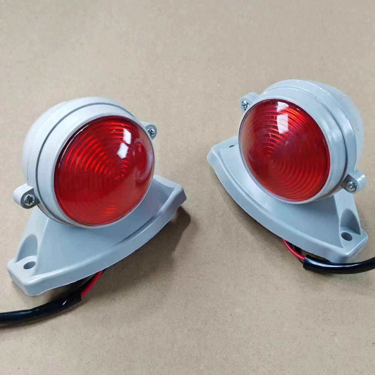 东风龙门架警示灯多利卡示高灯